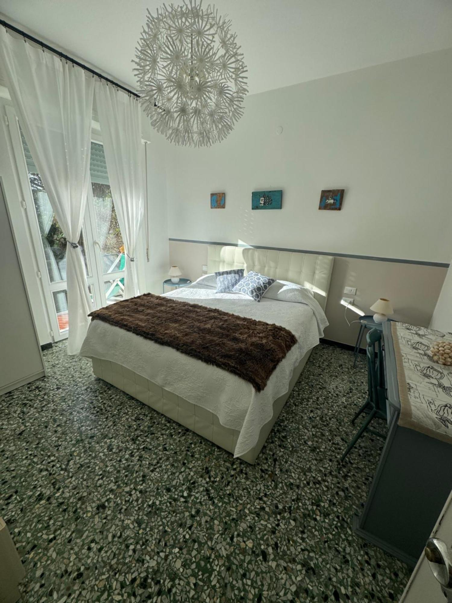 2-Bedroom Sunny Sea View With Balcony, La Casa Di Christine Monterosso al Mare Ngoại thất bức ảnh